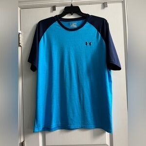 Men’s Under Armour loose fit, heat gear T-shirt. Blue. Size 2XL